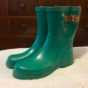 Women’s Chooka Mid Calf Rubber Rain Boots